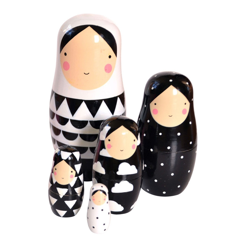poupees-russes-sketch-inc-noir-reglisse-ponio