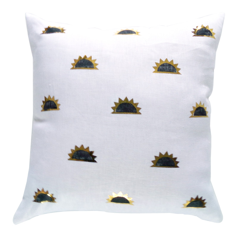 Coussin, Wax and Wane — Doré, Ponio