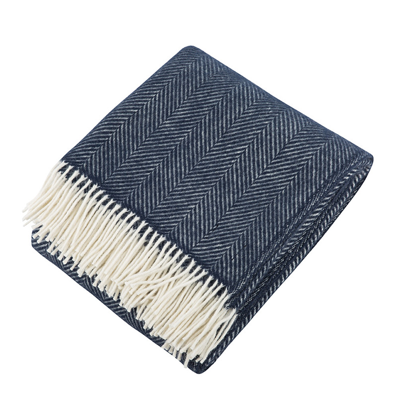 Plaid, Amara — Bleu Nuit, Ponio